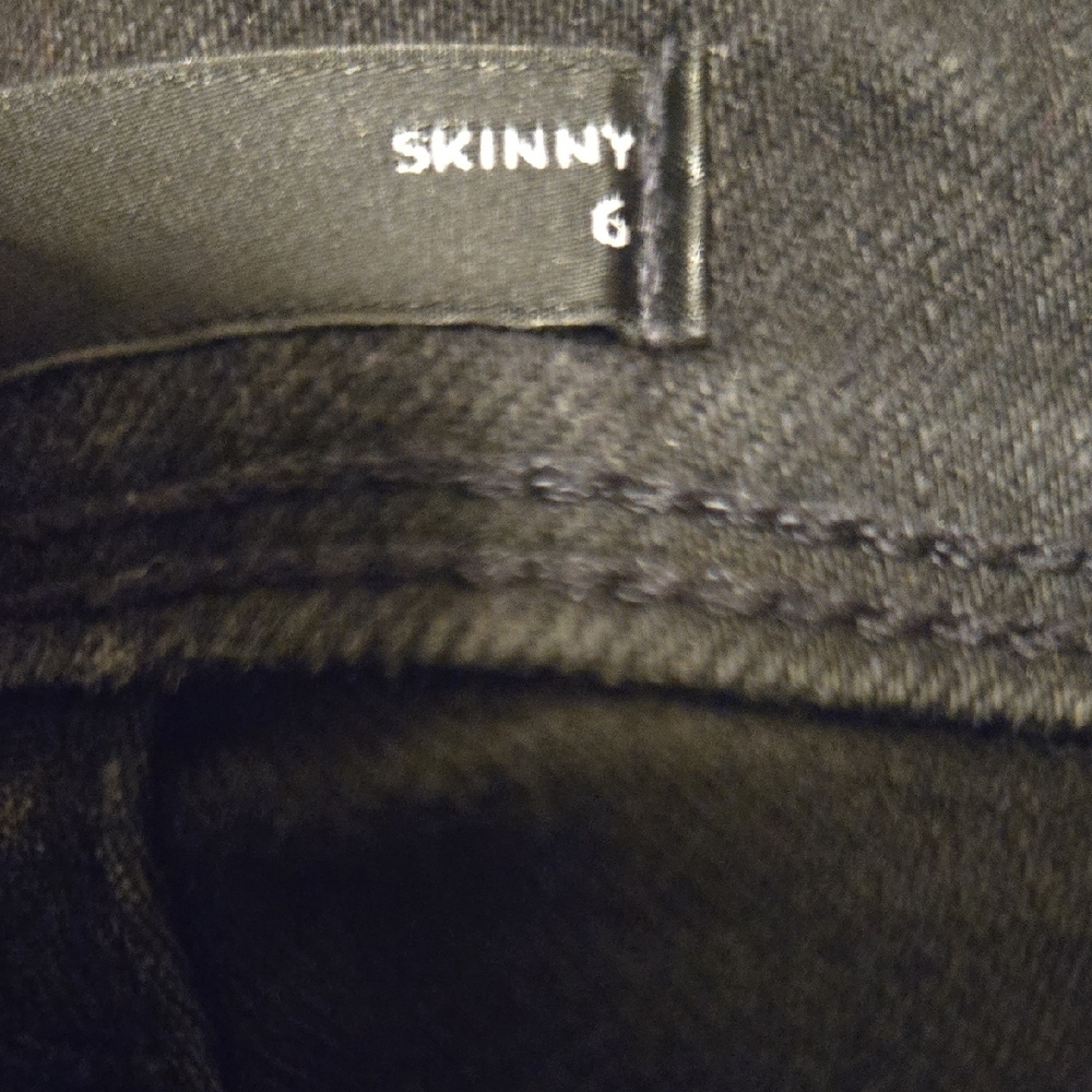 Simply Vera Vera Wang Black Skinny Jeans - Picture 4 of 6